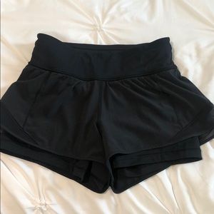 Lulu lemon Black Shorts